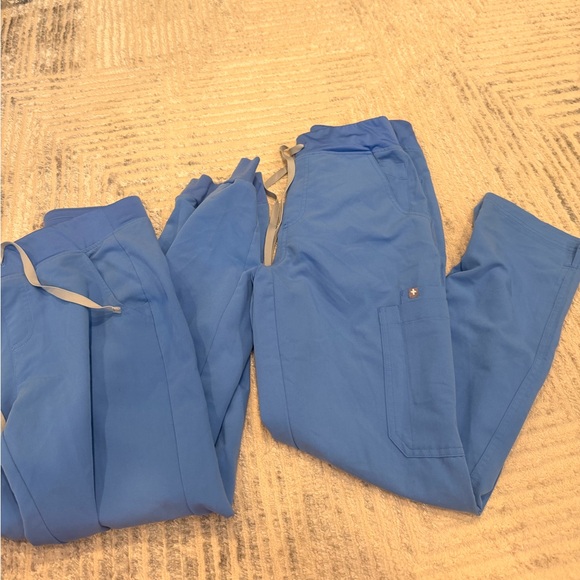 Figs bundle - Picture 1 of 3